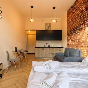 Apartament W Zabytkowej Kamienicy, Strzelecka 19
